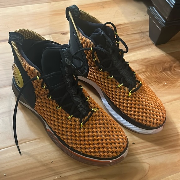 Men’s Nike Alpha Dunk Basketball High Tops - Picture 1 of 6